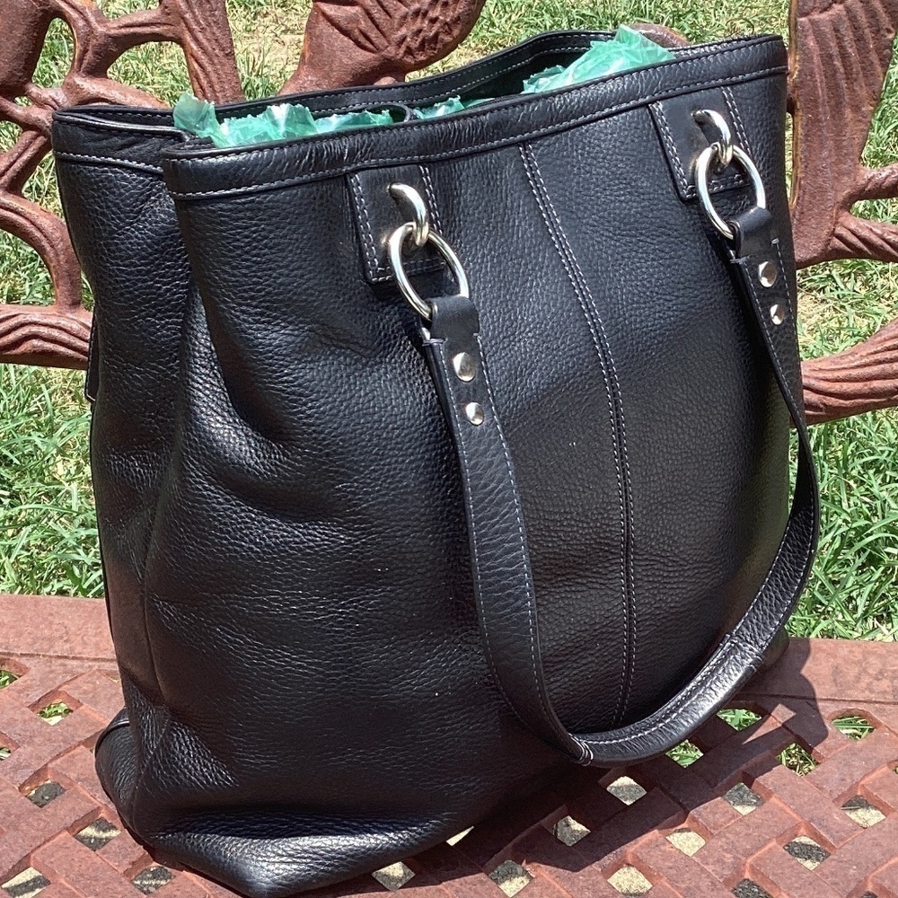 Coach Black Leather Penelope Tote Double Handle Silver Hardware - Picture 3 of 9